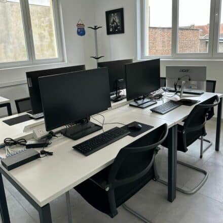 salle de formation Ã  cambrai pour plusieurs personnes - formation en groupe locaux